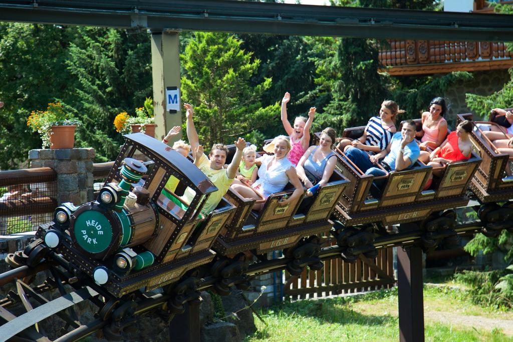 Heide Park Abenteuerhotel Зольтау Екстер'єр фото